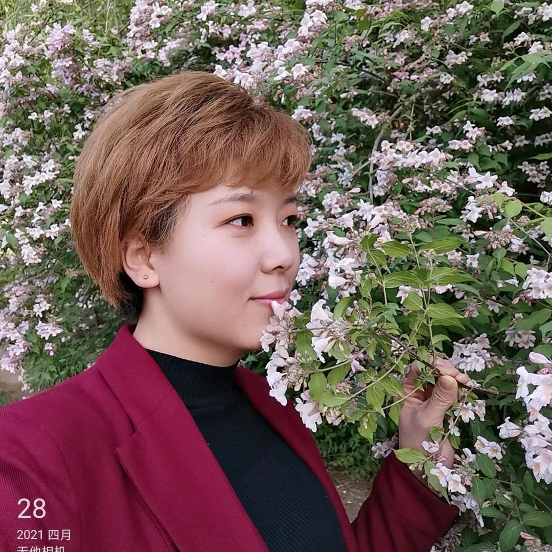 莹莹