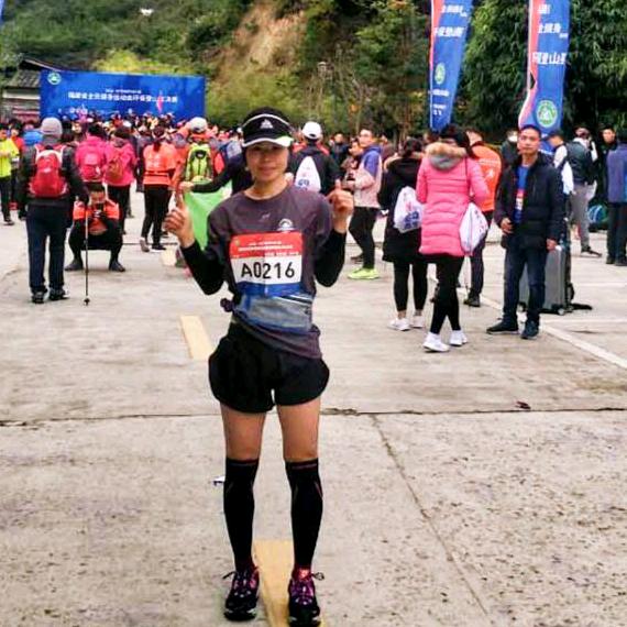 不忘初心的小蜜蜂