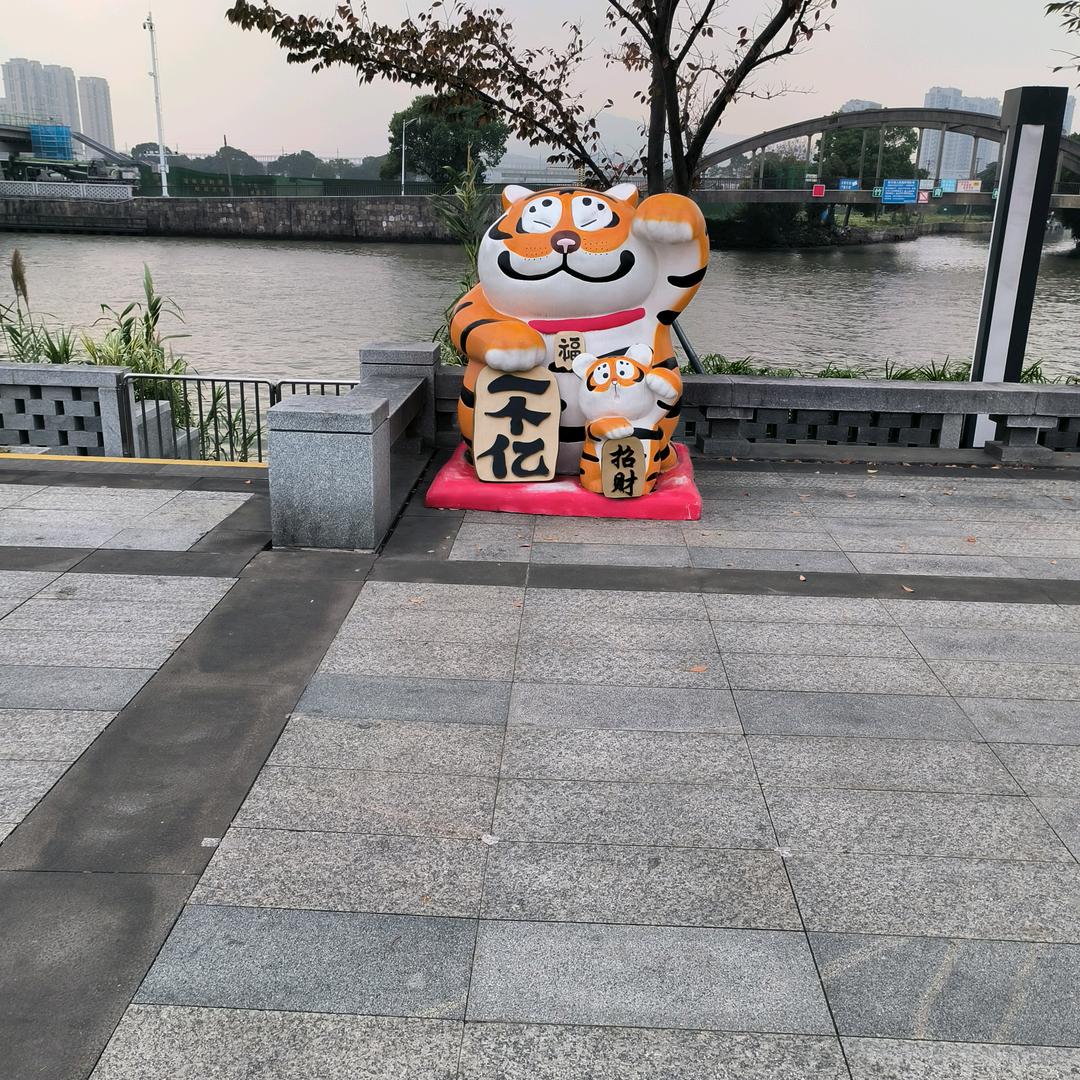 @机电安装班组张朋