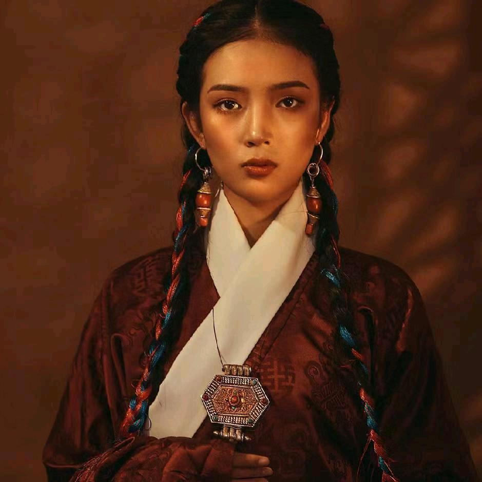 藏装定制铺
