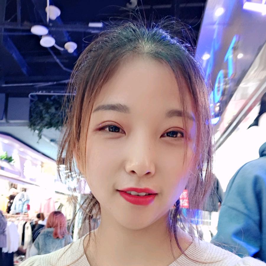 潘婷_233347454