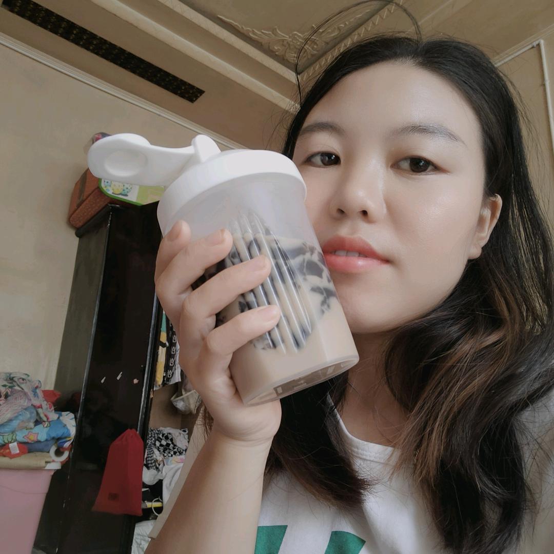 (｡･ω･｡)ﾉ♡吴