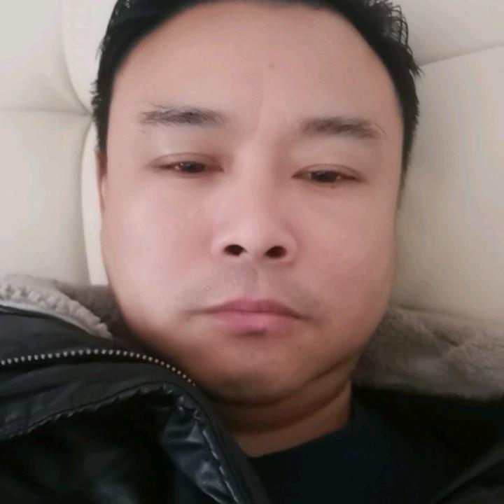 男人无泪