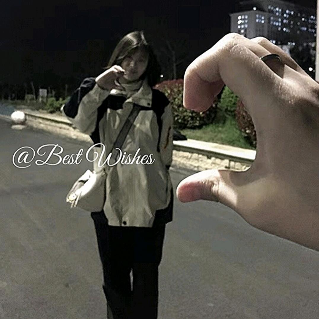 LiuLiu.