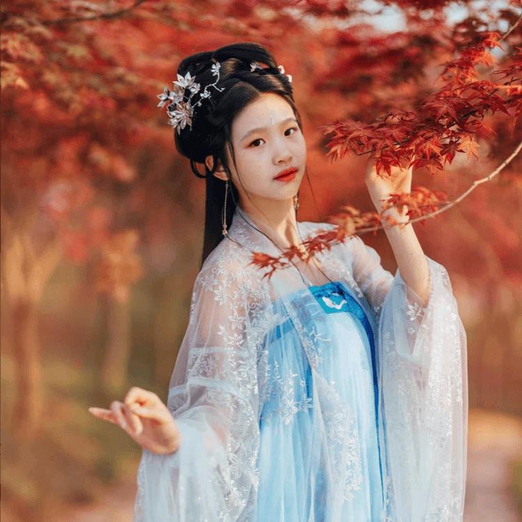 一只快乐猫咪