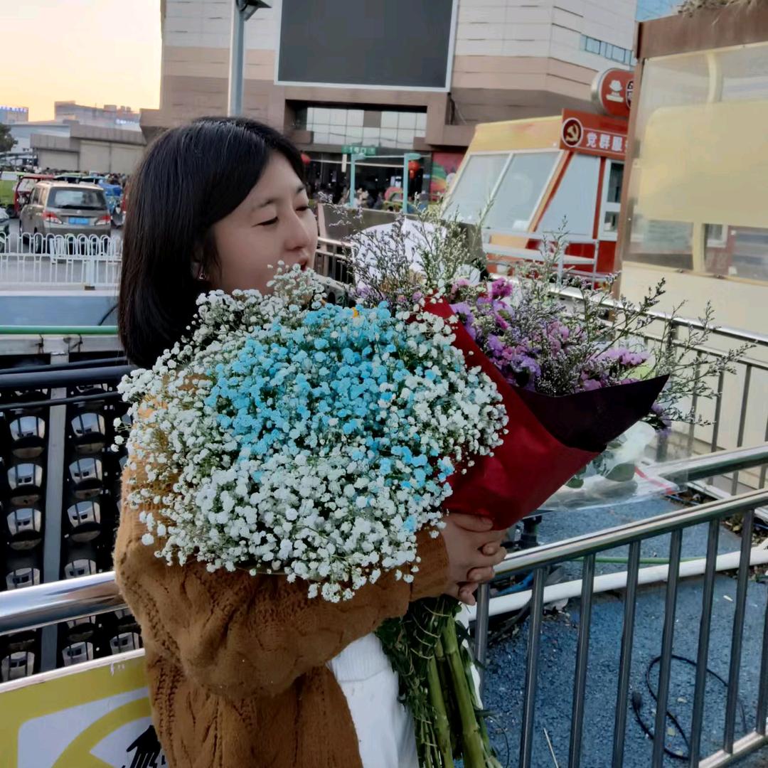 邓小二🥰