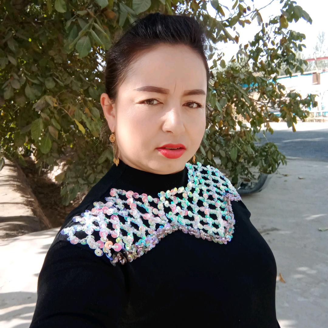 Melyungul 服装店