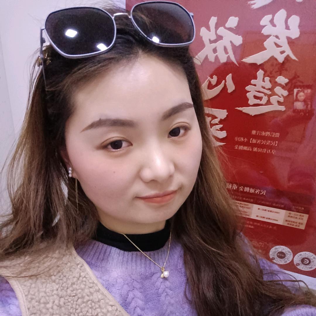 莉莉安安