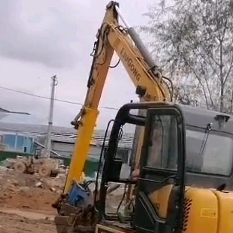 挖掘机