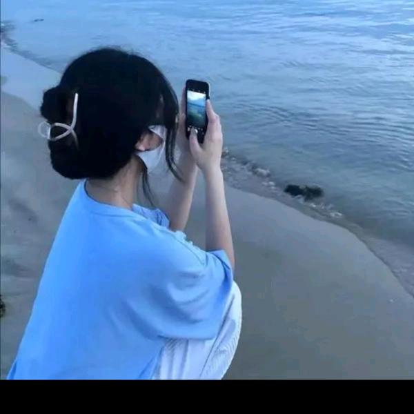 红鲤鱼时尚女装{同款橱窗下单}