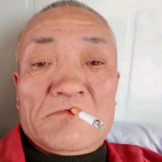 朱文群