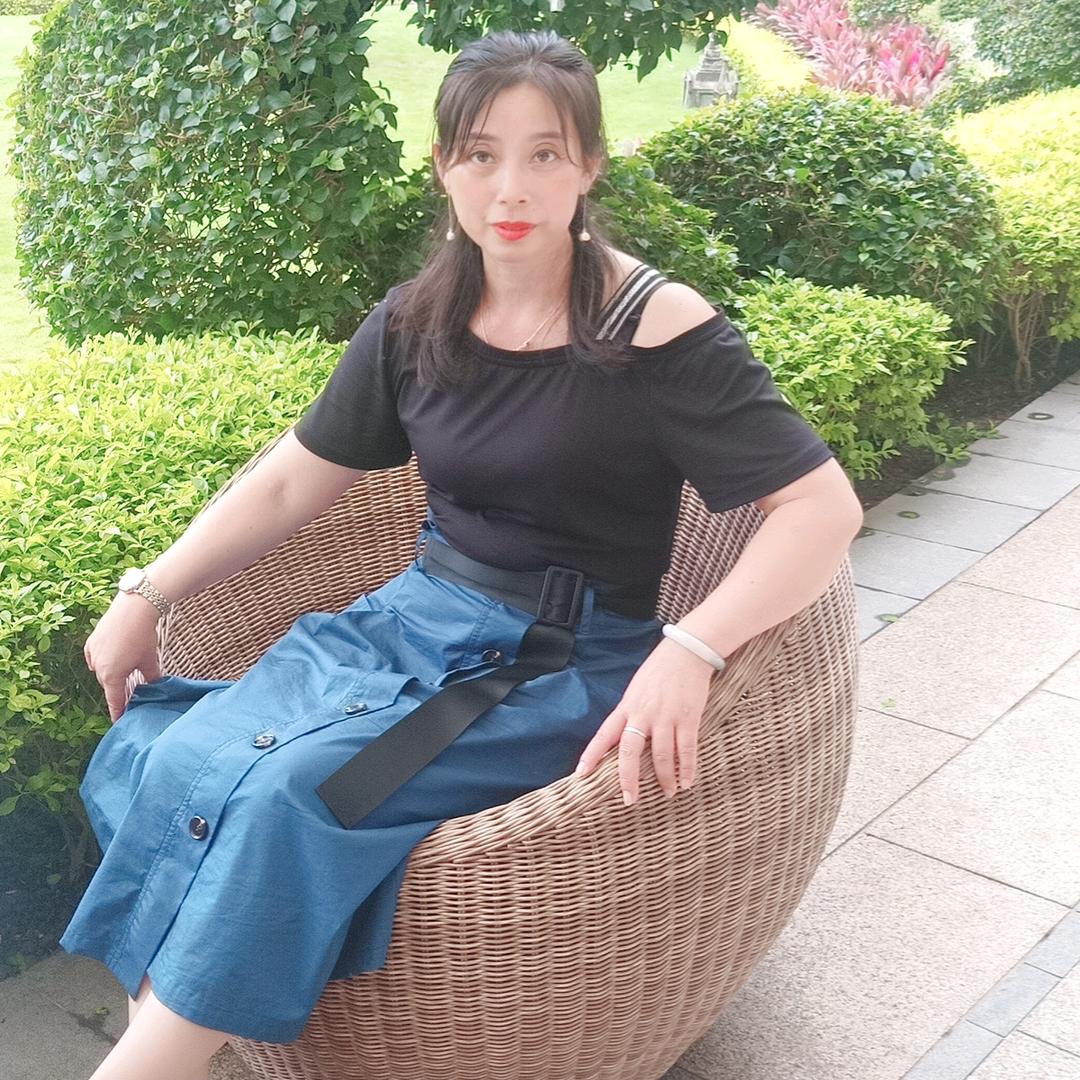 龙潭南炉马黄 李艳花