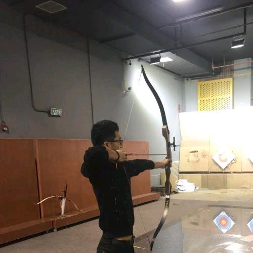 诺简诗雅