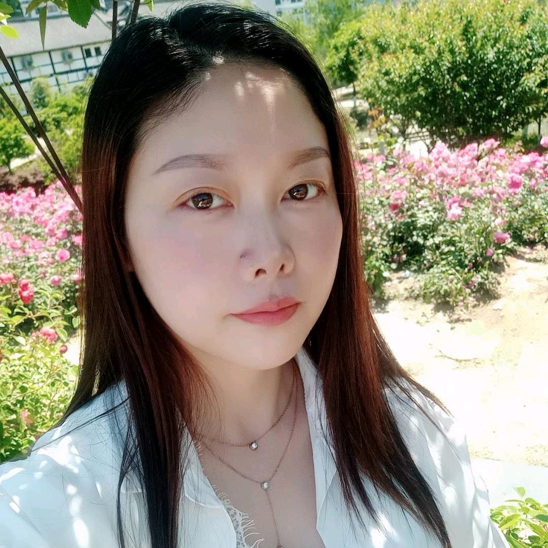 ꧁༺小迷糊༻꧂