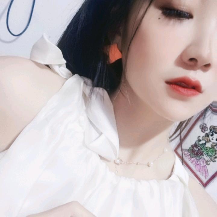 丽丽*