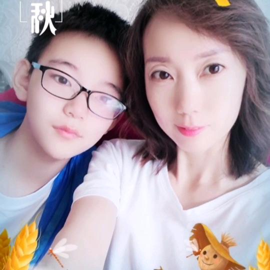 默默