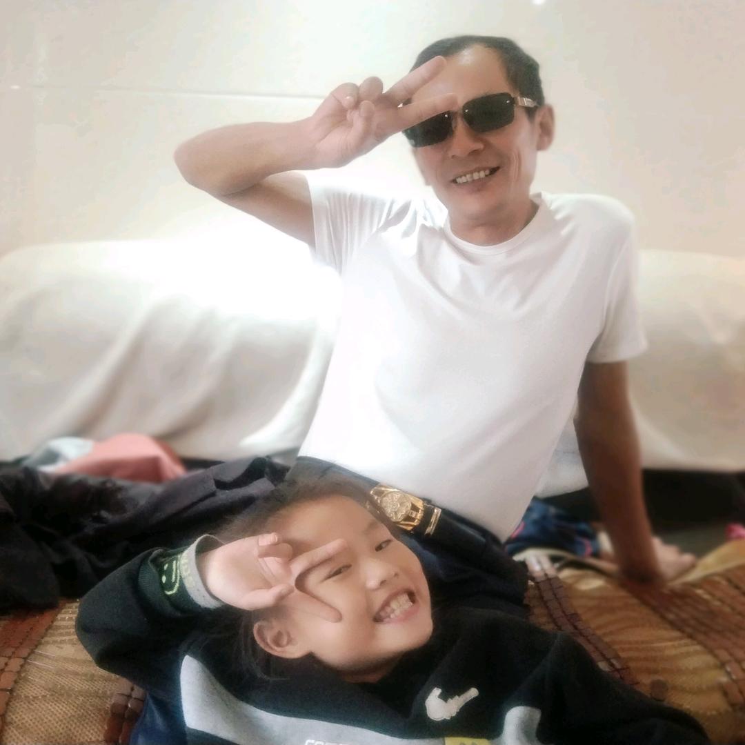 消洒的我