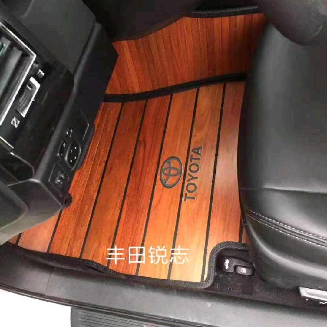 小木人汽车实木脚垫