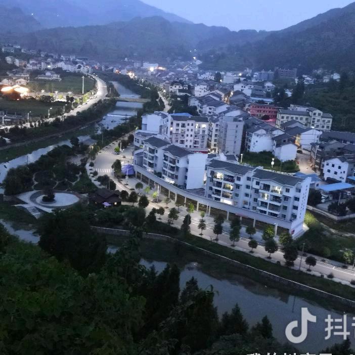 月明十五圆