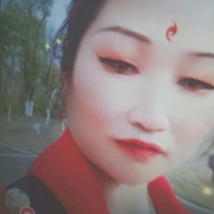 严梅单身女人