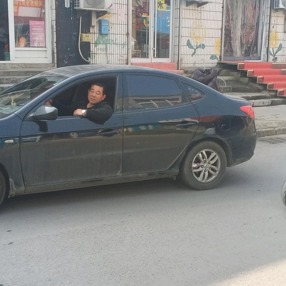 张殿峰大量收购油毡纸