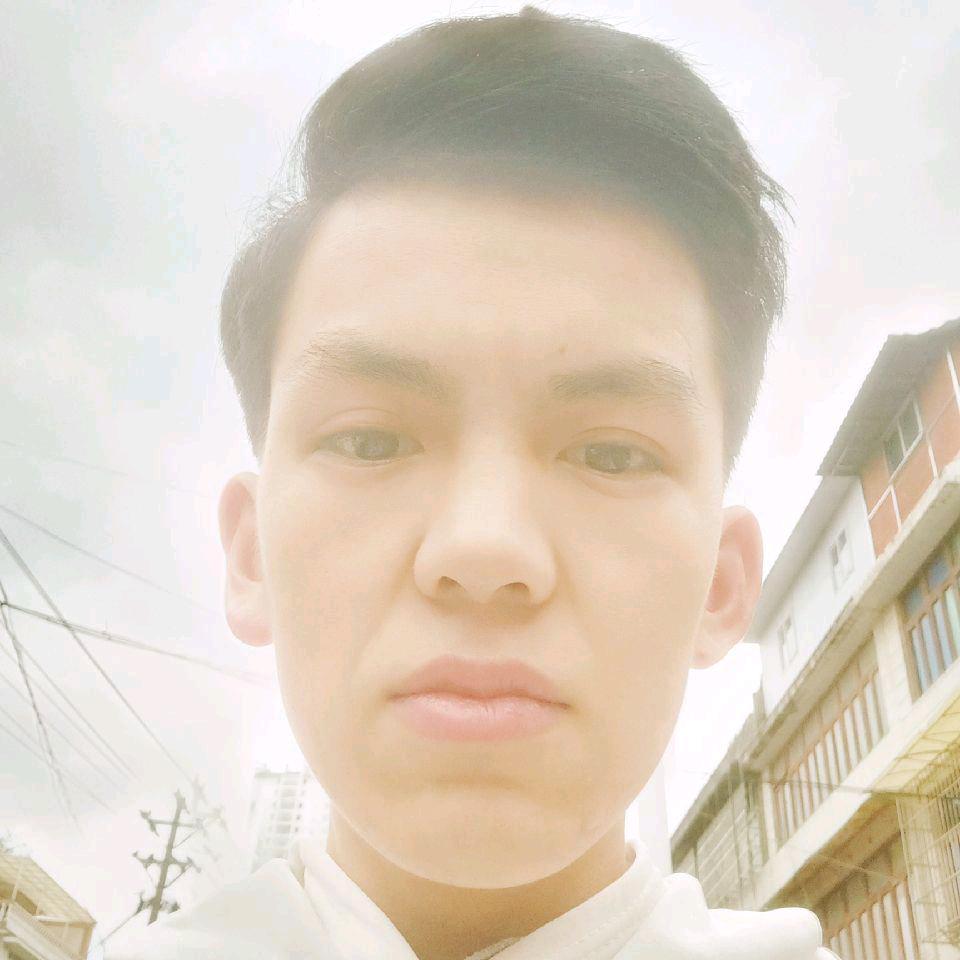 喷漆小罗