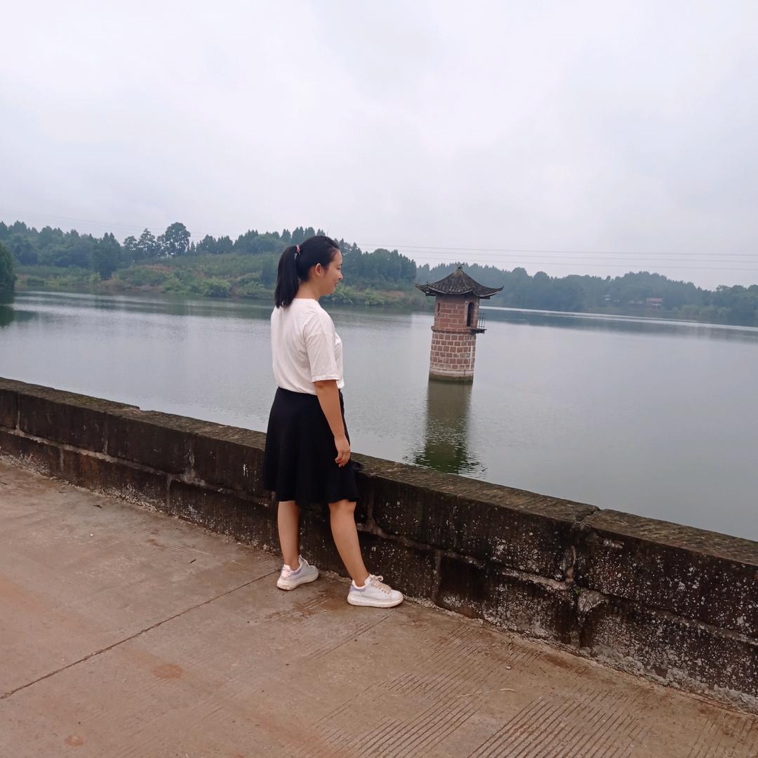 自然～而然