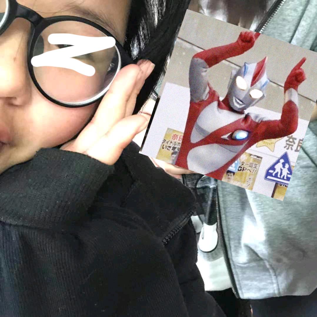 小姜爱开挖掘机