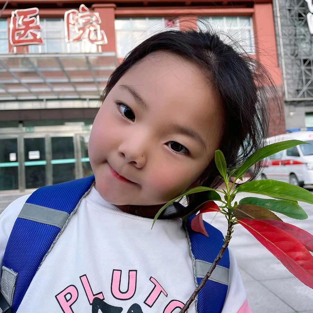 黄锦，(舞蹈生)