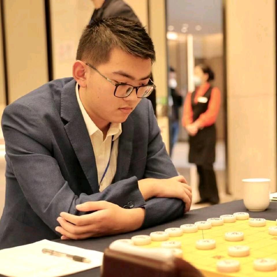 象棋大师郑宇航