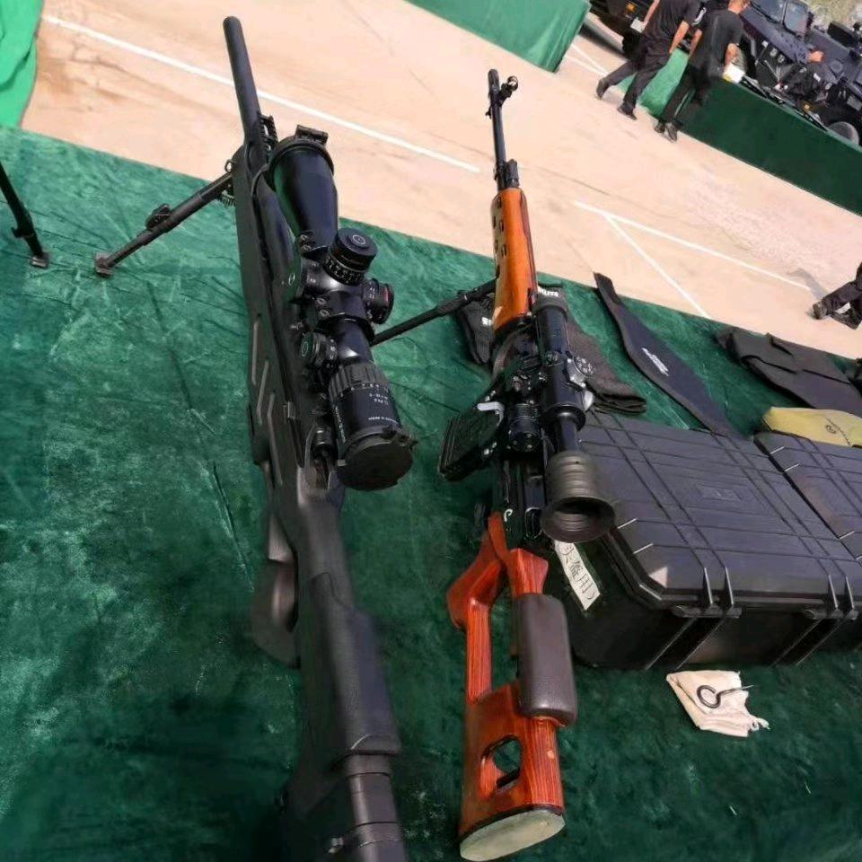 胡里糊涂
