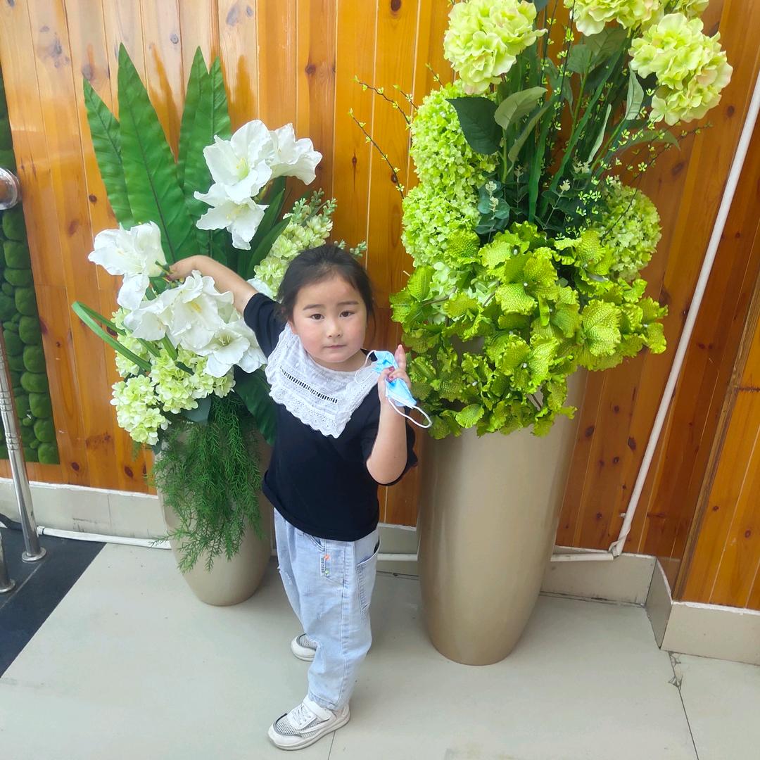 ٩(๑•̀ω•́๑)۶祎诺千金