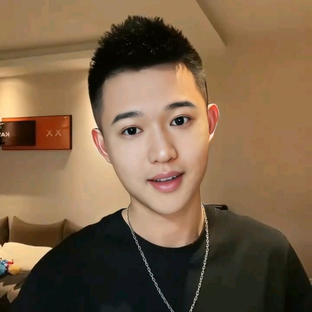 🦹¹ᶟ₁₄狼💞꧔ꦿ᭄