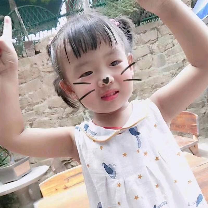龚群英