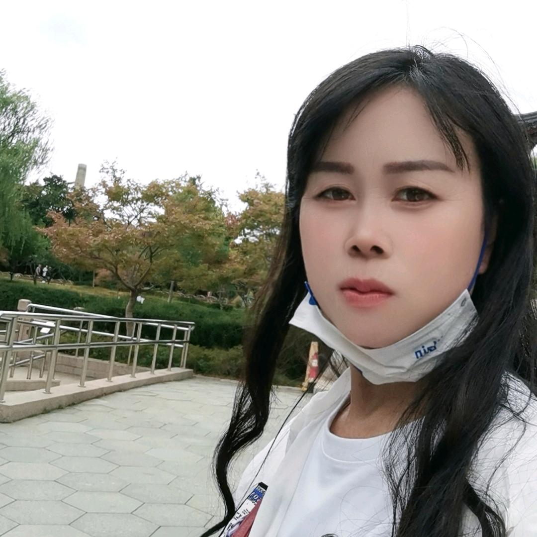 家纺小姐姐
