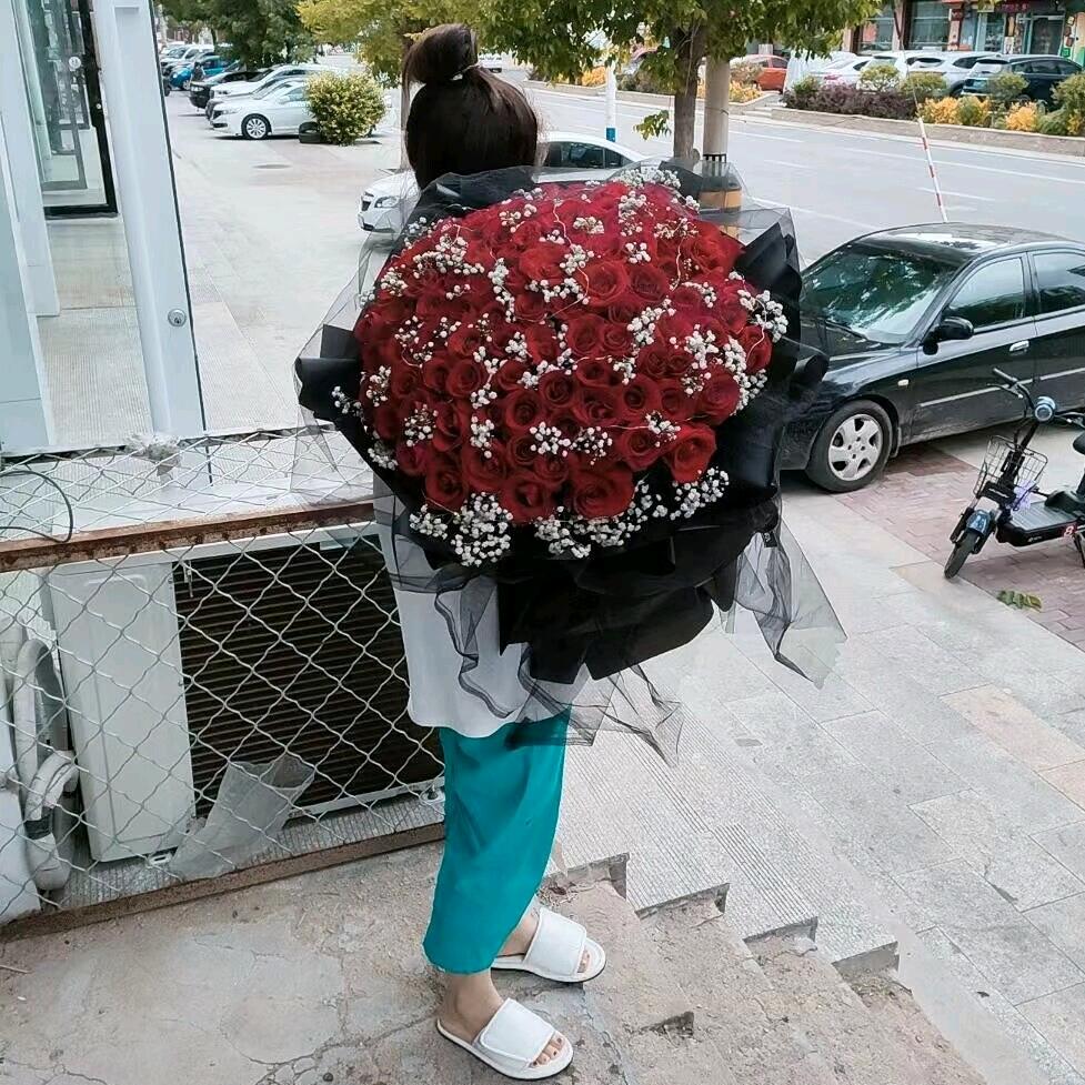 晓月花店