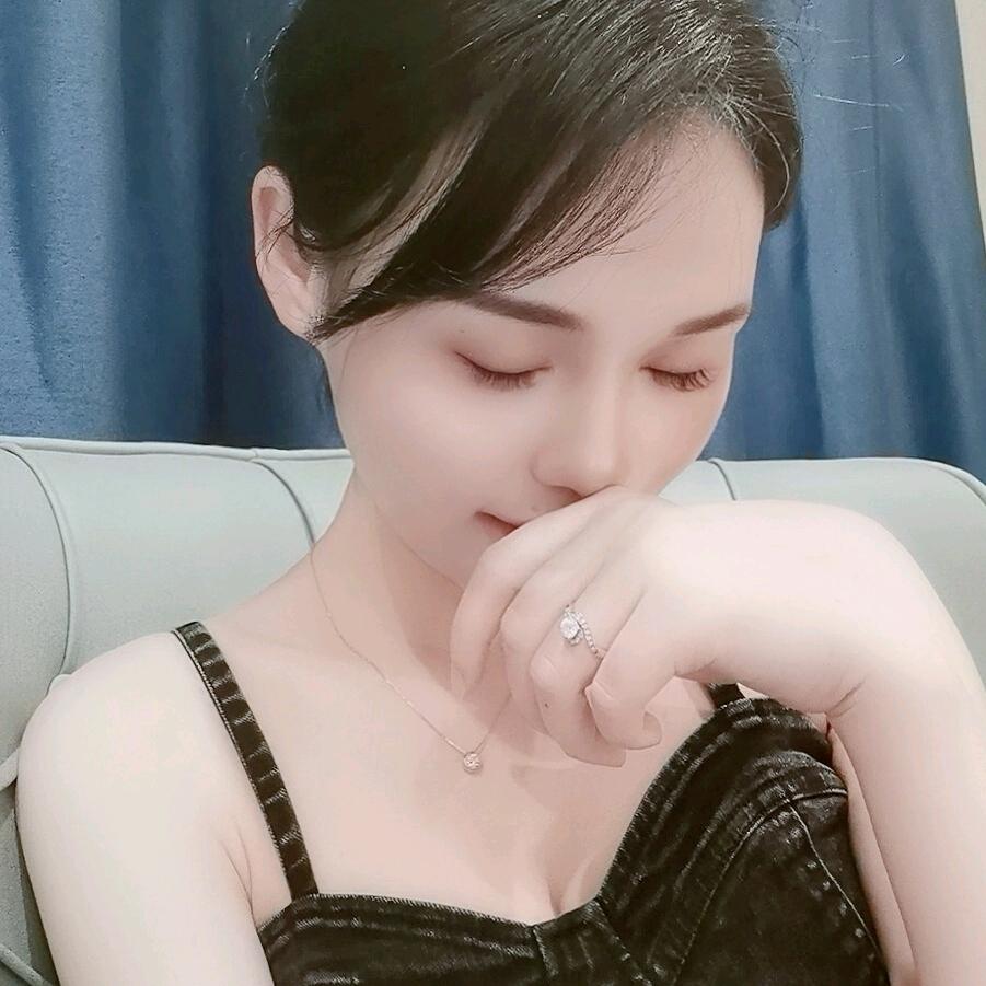 小艾。。