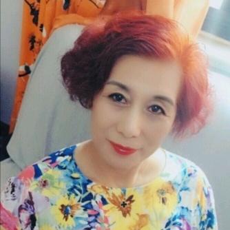 蔡蔡小姐