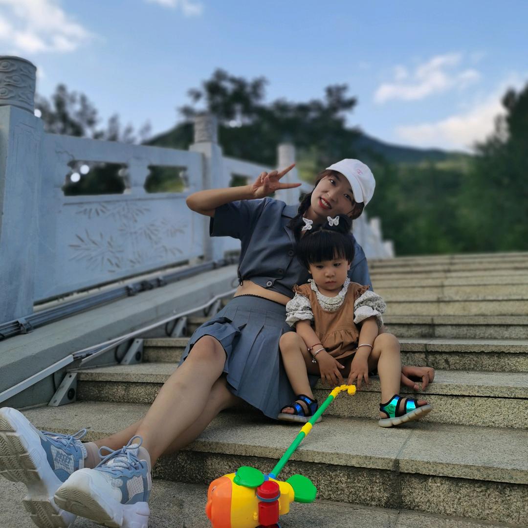 小酸酸
