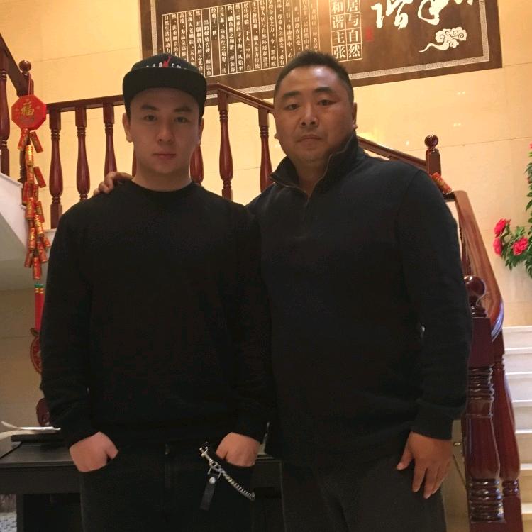 小龙最强小团队