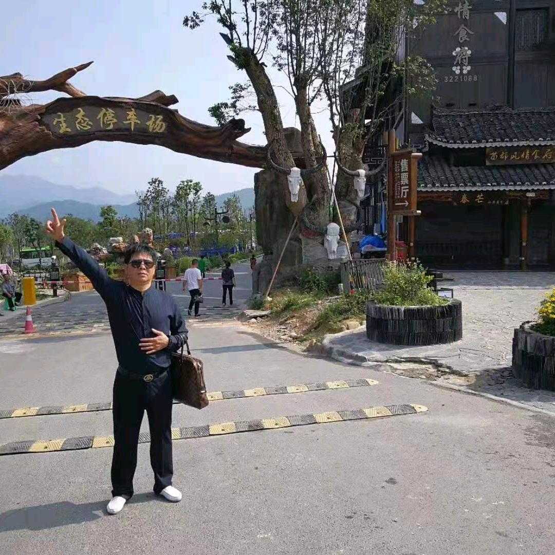 赖师傅，酱酒代理，(云哥)