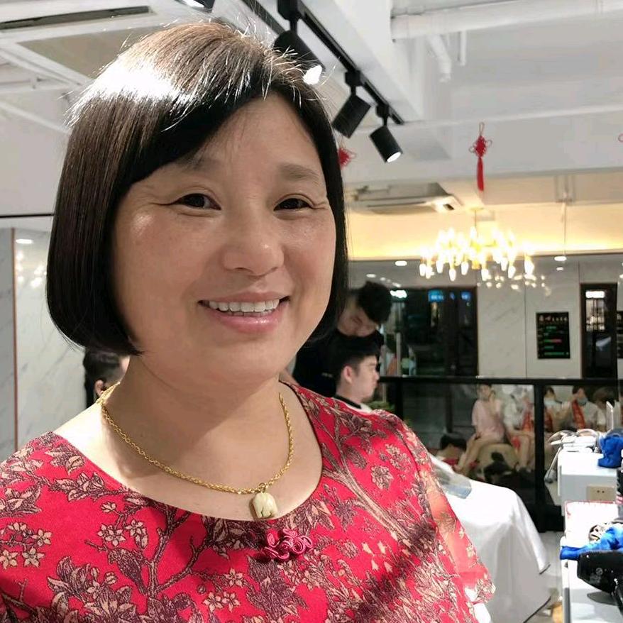 千亿的戏精外婆