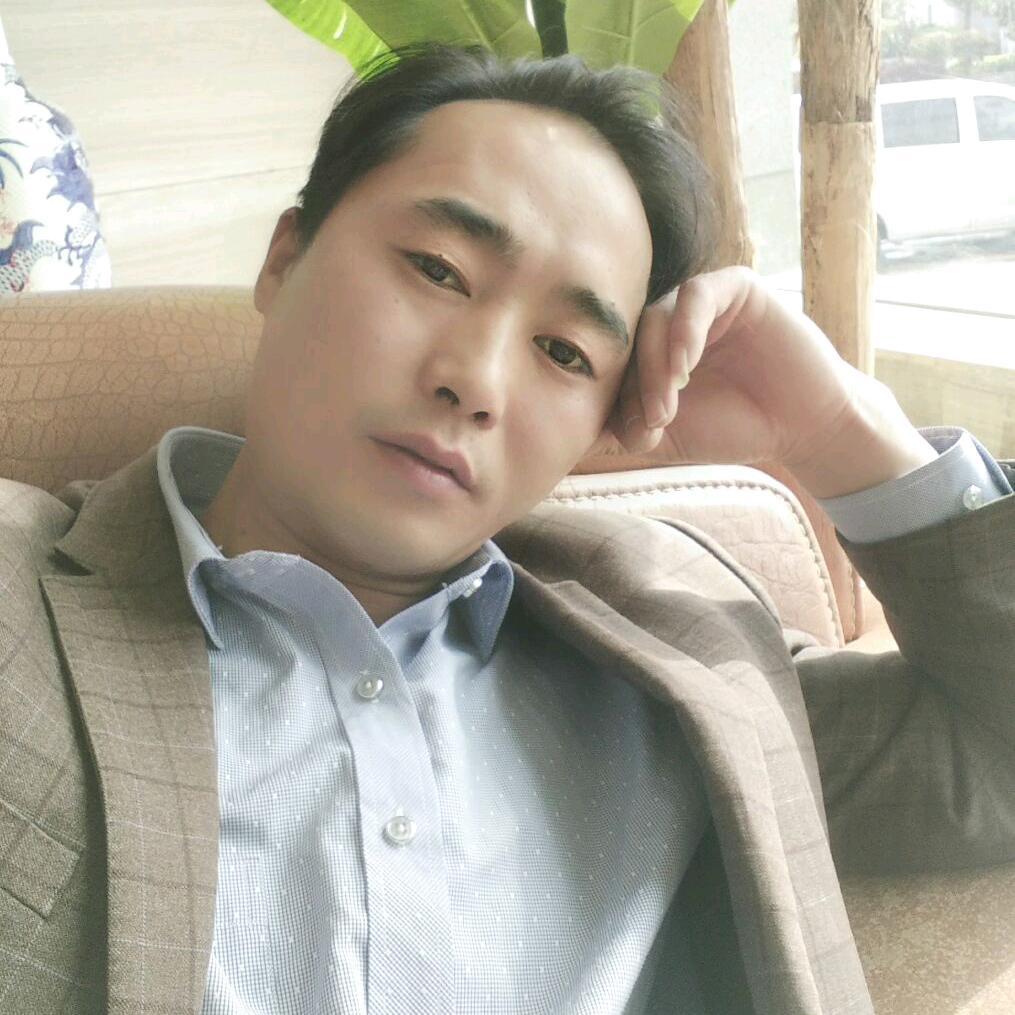 何德勇
