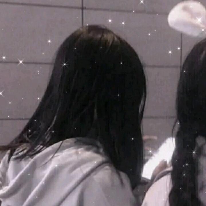 姐，很低调