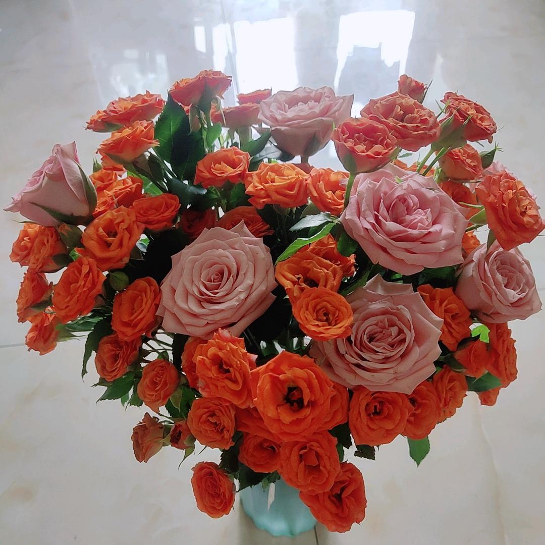 一间花坊《彤&芯》