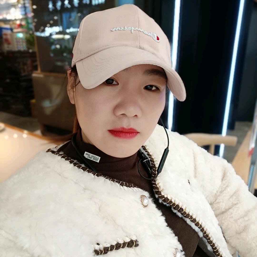 送外卖的小姐姐