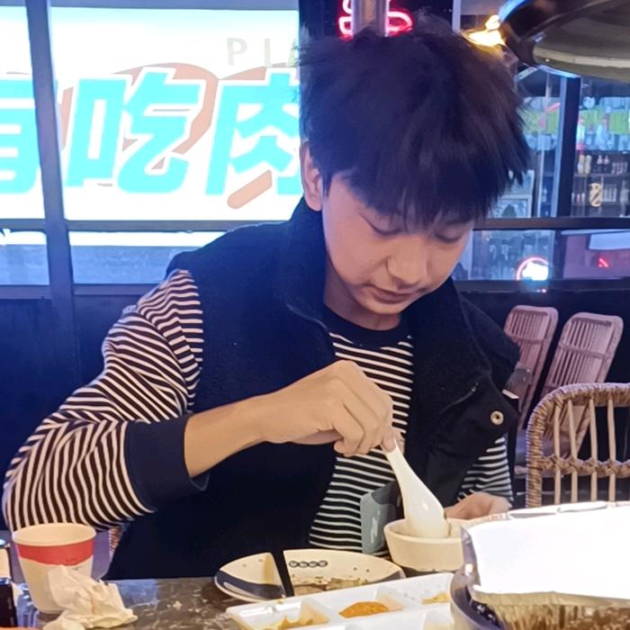 好时光《何👿👿👿》