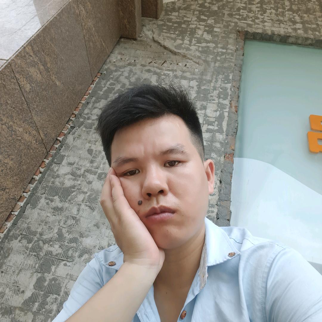 韦潇旺