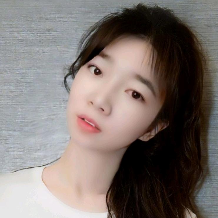 水皮波波被关小黑屋 大家等我一个月哦