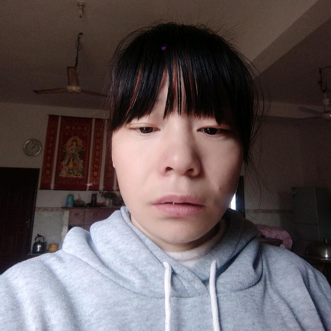 邓连连、